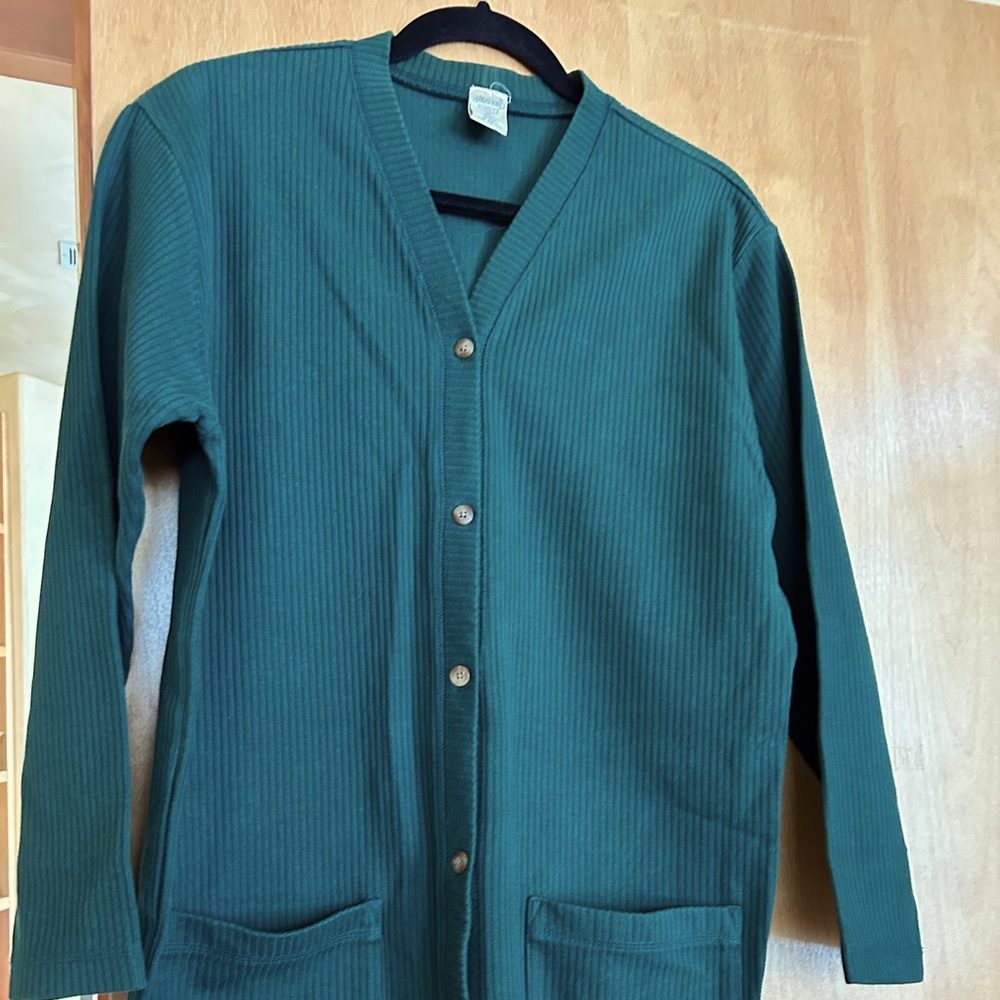 Womens button up sweater-Beautiful green